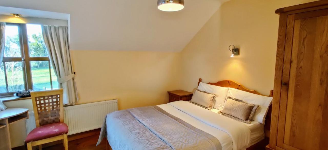 Moynure House Boutique B&B & Separate Two Bedroom Chalet Атлоун Екстериор снимка