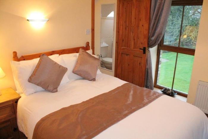 Moynure House Boutique B&B & Separate Two Bedroom Chalet Атлоун Стая снимка